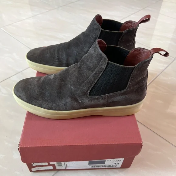 #2745 Loro PianaUltimate Beatle Suede Pull-On Ankle Boots WARM GREY US 11